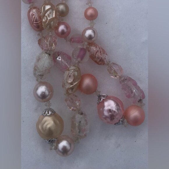 Vintage Japan 2strand pink faux pearl choker - Picture 6 of 10